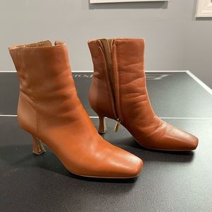 Women boots